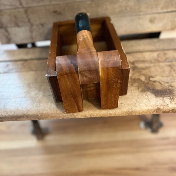 1950's Vintage Beautiful Maple Hand Painted Mallard Duck Nut Cracker - Picture 7 of 11